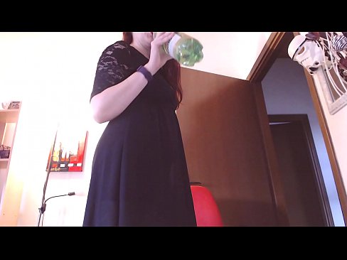 ❤️ Un esclau sotmès a qui li encanten les calces brutes i delicioses es veu obligat a masturbar-se després de veure aquest vídeo! ❤️ Porno de qualitat a nosaltres ☑