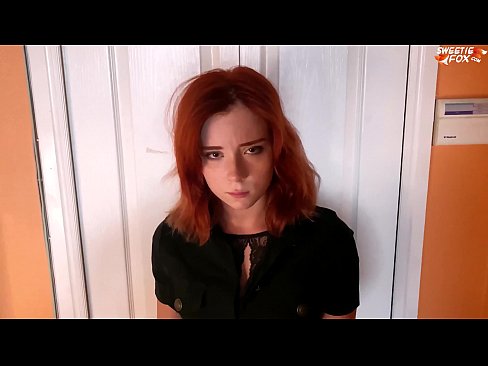 ❤️ La guàrdia de seguretat va castigar a una dona bonica per robar - Cum a la boca ❤️ Porno de qualitat a nosaltres ☑